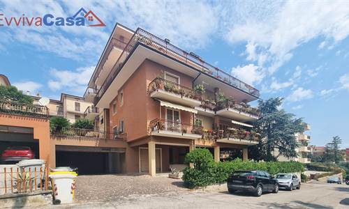 attico 3 camere con terrazzo coperto e garage